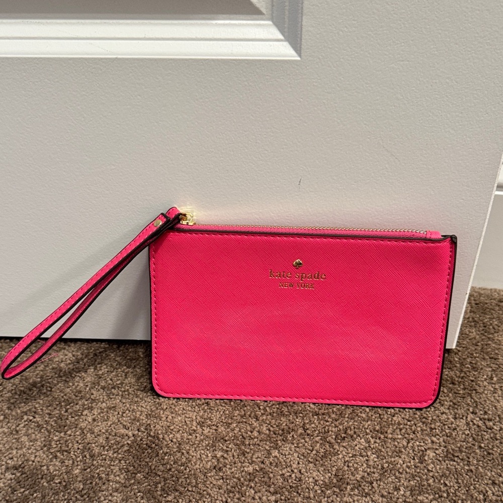 ‼️SOLD‼️ kate spade Hot Pink Wristlet Clutch